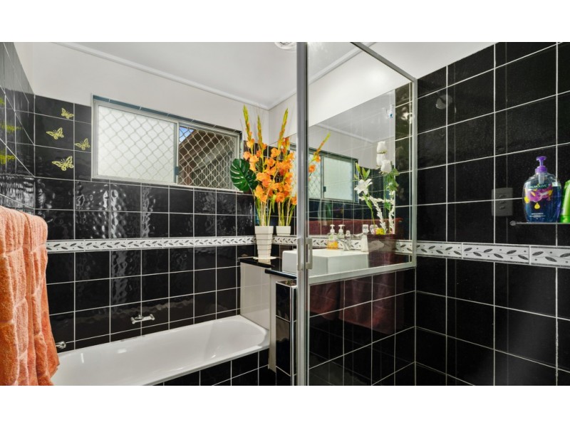 28 Railway Parade, Caboolture QLD 4510