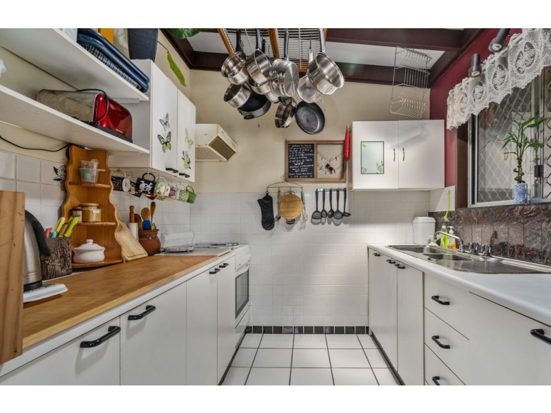 28 Railway Parade, Caboolture QLD 4510