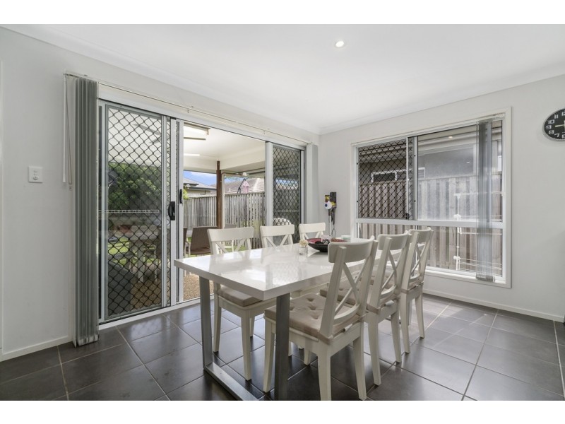 21 Riviera Cres, North Lakes QLD 4509