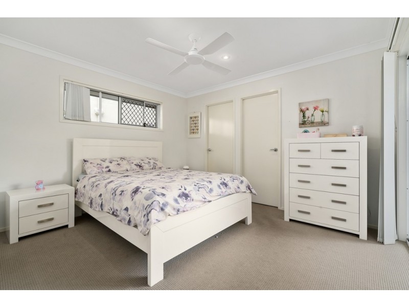 21 Riviera Cres, North Lakes QLD 4509