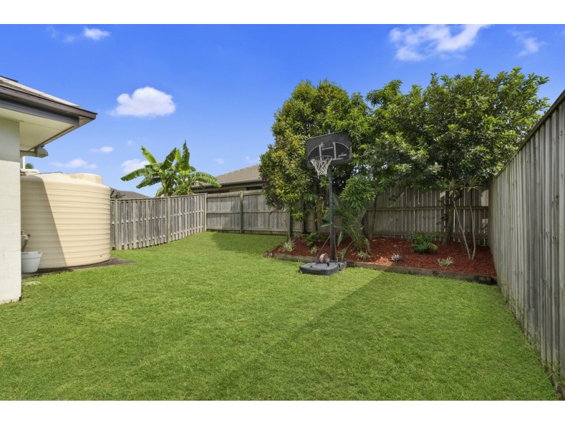 21 Riviera Cres, North Lakes QLD 4509