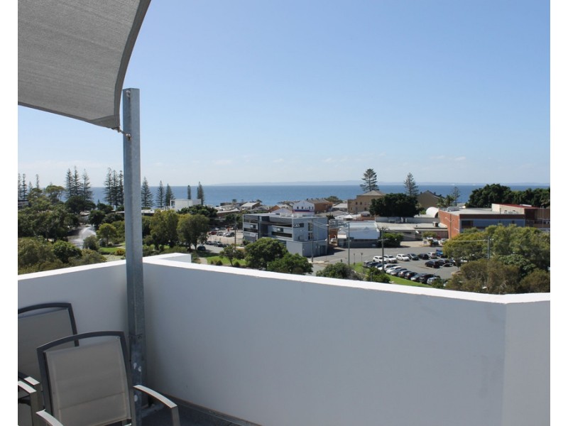 12/1 Mcnaughton Street, Redcliffe QLD 4020
