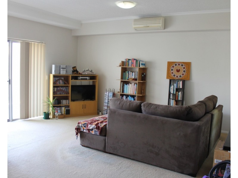 12/1 Mcnaughton Street, Redcliffe QLD 4020