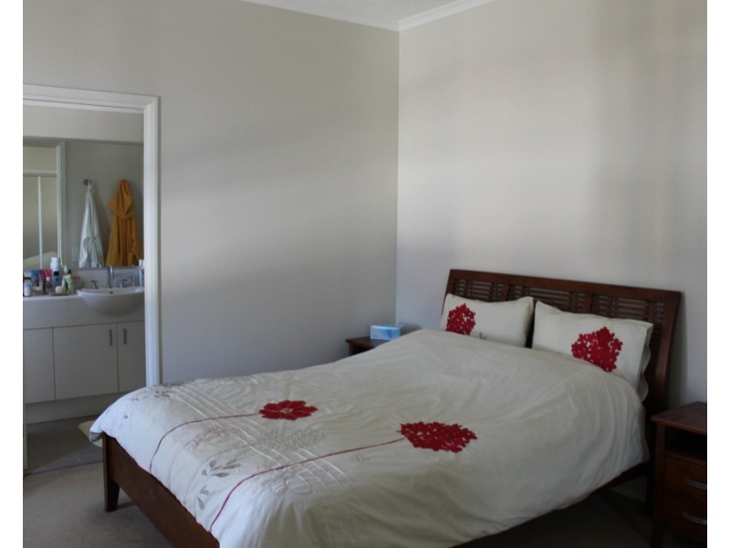 12/1 Mcnaughton Street, Redcliffe QLD 4020