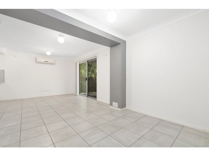 12/6-8 Petrie St, Petrie QLD 4502