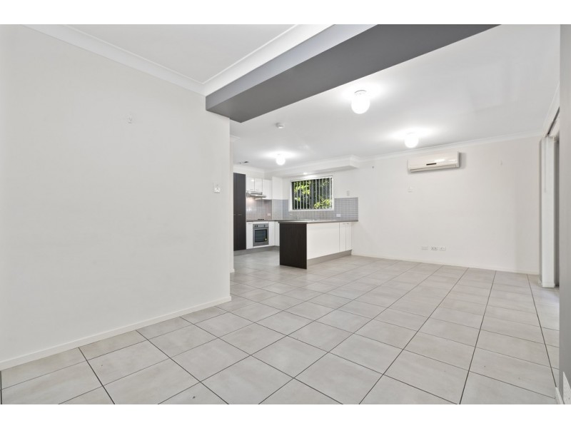12/6-8 Petrie St, Petrie QLD 4502