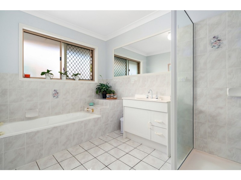 29 Kunde St, Beachmere QLD 4510