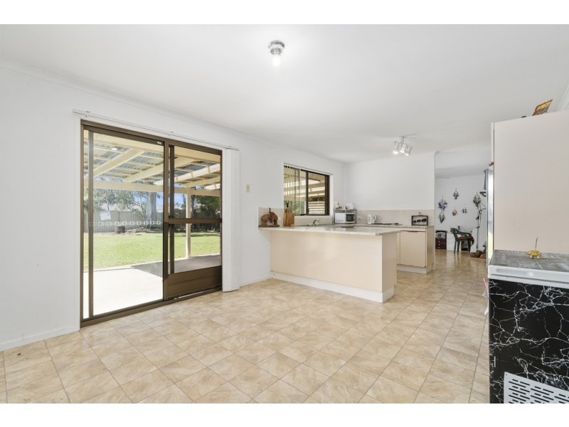 13 Alexander Cres, Morayfield QLD 4506