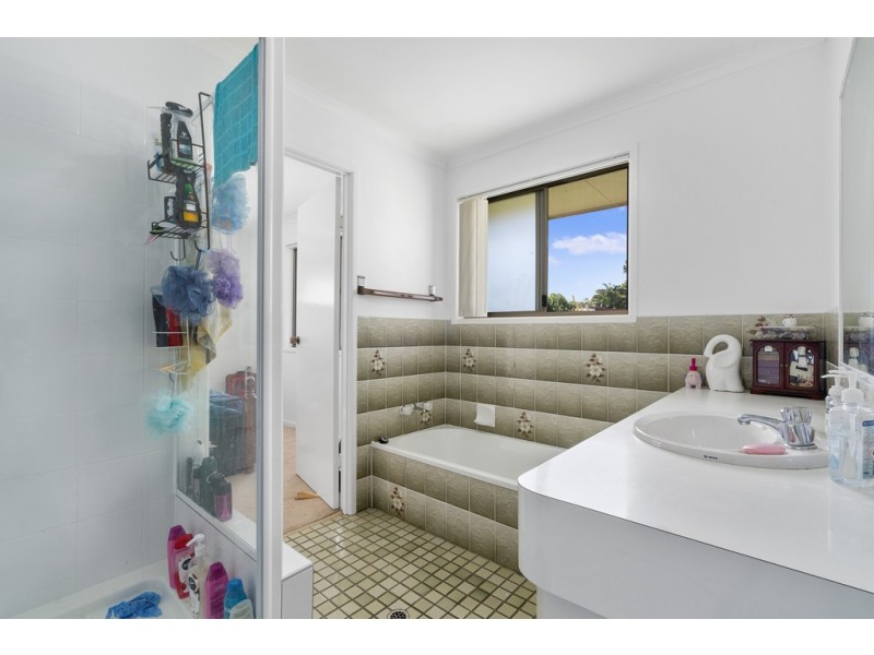 13 Alexander Cres, Morayfield QLD 4506