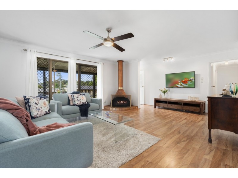 4 Mathieu Road, Petrie QLD 4502