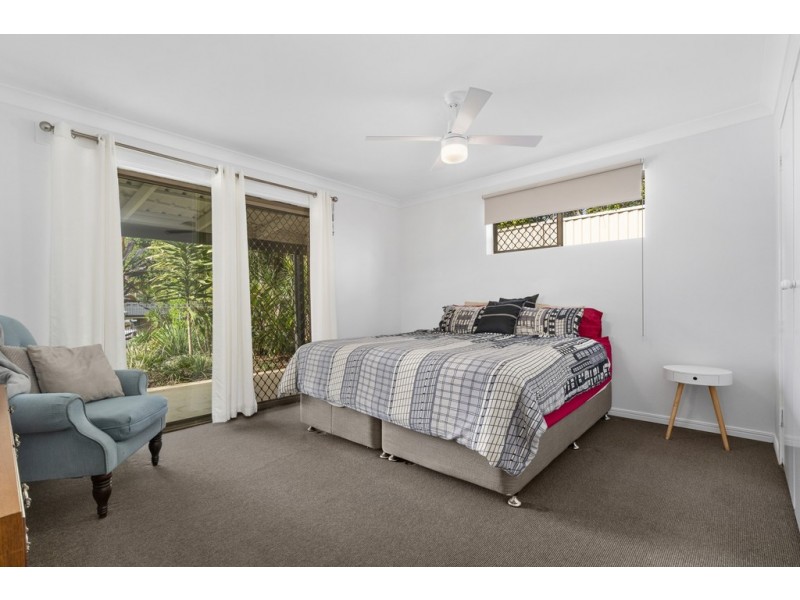 4 Mathieu Road, Petrie QLD 4502