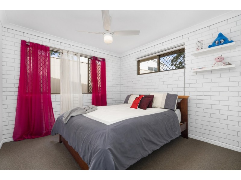 4 Mathieu Road, Petrie QLD 4502