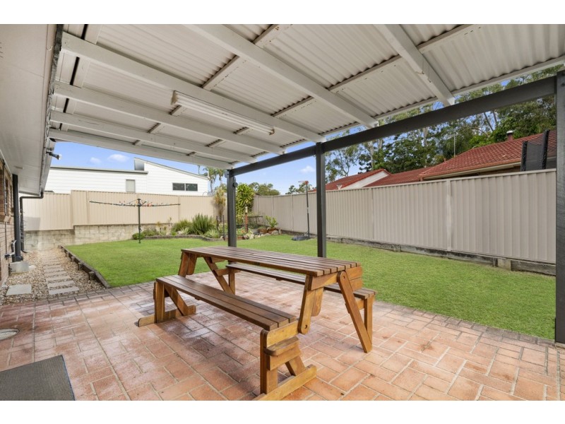 4 Mathieu Road, Petrie QLD 4502