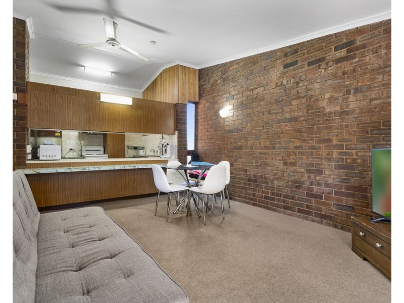 1/14 Lower King Street, Caboolture QLD 4510