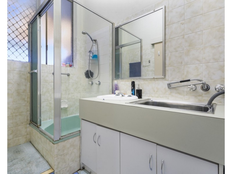 1/14 Lower King Street, Caboolture QLD 4510