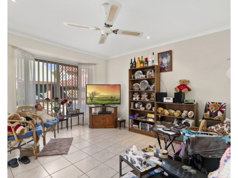 1a/124 King Street, Caboolture QLD 4510