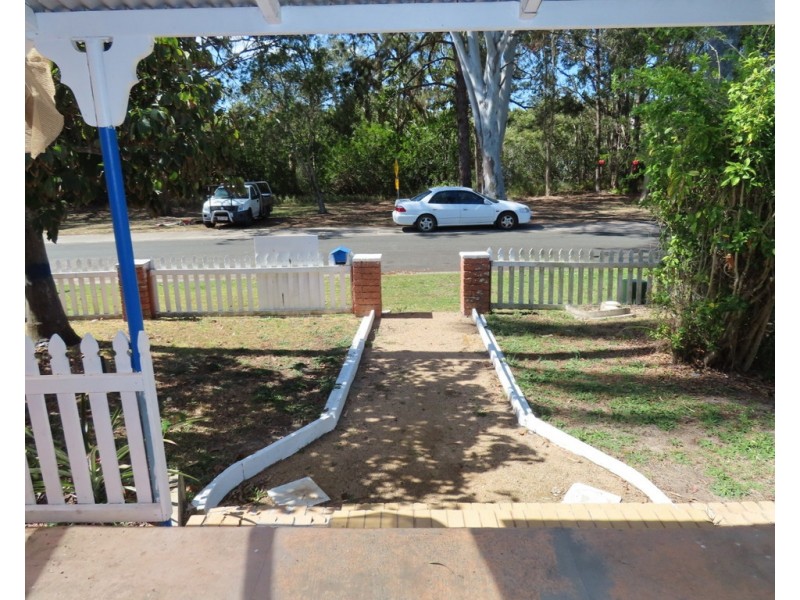 82 Ningi Esplanade, Ningi QLD 4511