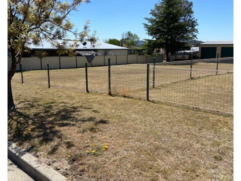 27 Smith Street, Stanthorpe QLD 4380