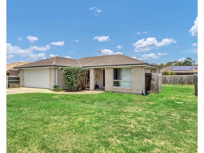 80 Pauls Rd, Upper Caboolture QLD 4510