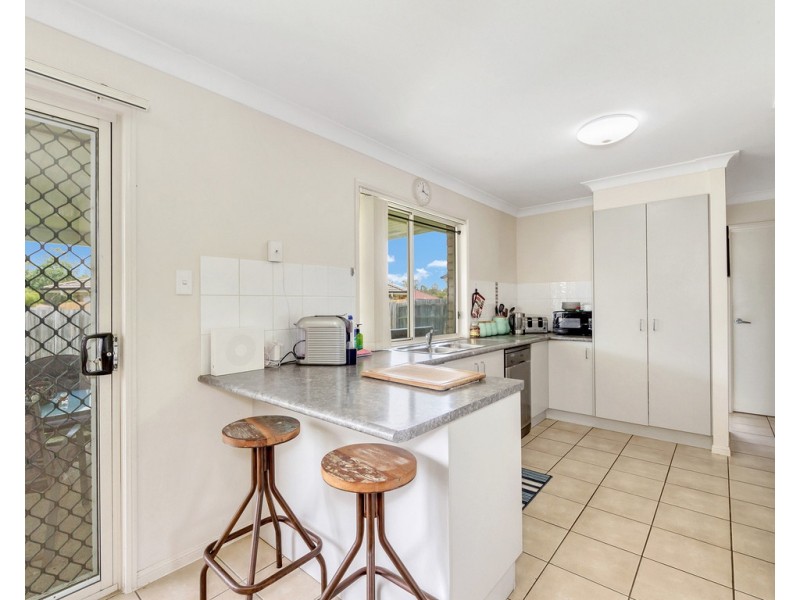80 Pauls Rd, Upper Caboolture QLD 4510