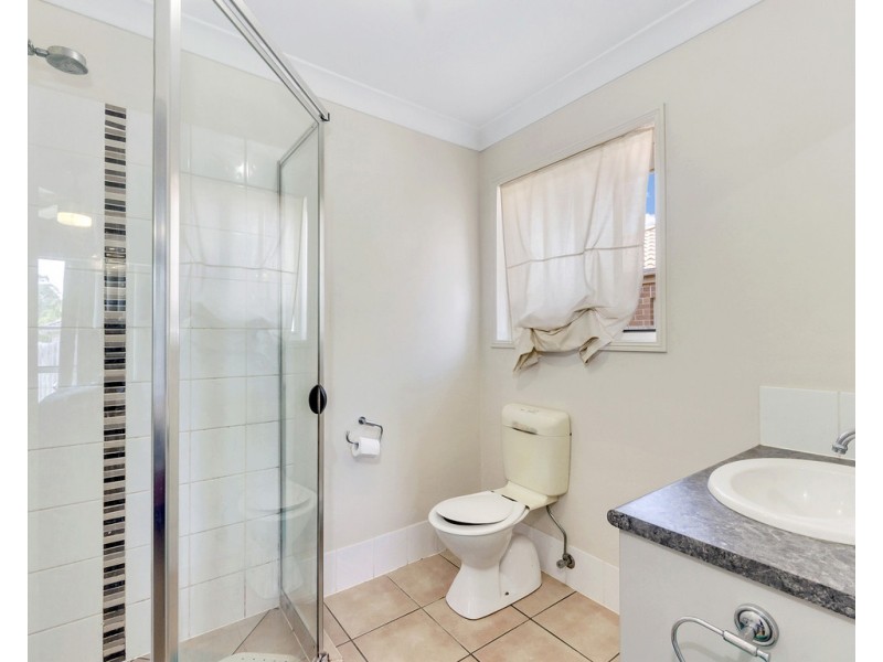 80 Pauls Rd, Upper Caboolture QLD 4510