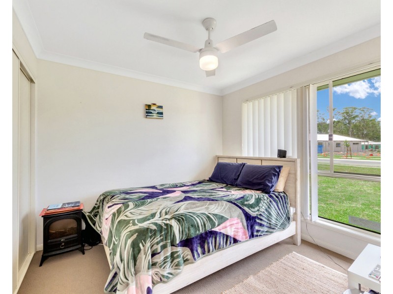 80 Pauls Rd, Upper Caboolture QLD 4510