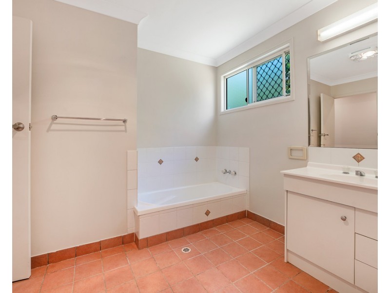 16 Wollumbin Pl, Narangba QLD 4504