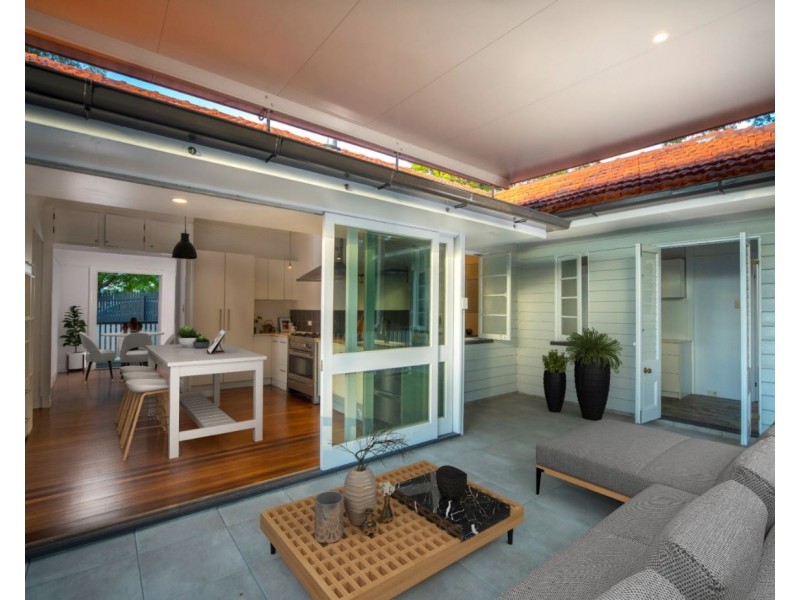 14 Glenrosa Road, Red Hill QLD 4059