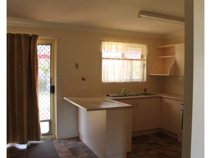 12 Banksia Place ( North Rockhampton ), Kawana QLD 4701