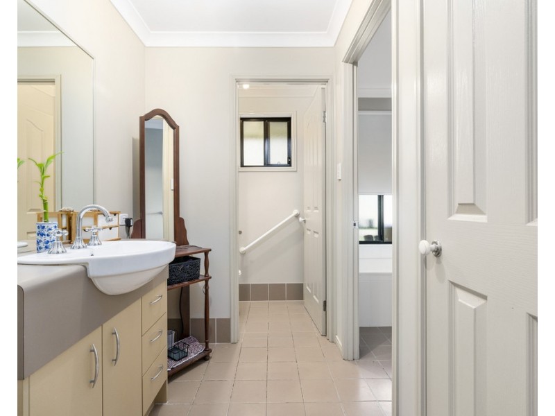 2-8 Remor Court, Elimbah QLD 4516