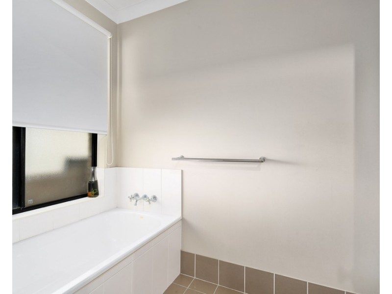 2-8 Remor Court, Elimbah QLD 4516