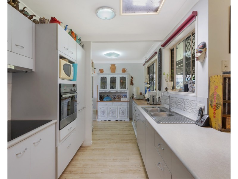 51 Hargrave St, Morayfield QLD 4506