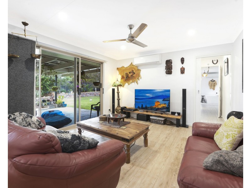 51 Hargrave St, Morayfield QLD 4506
