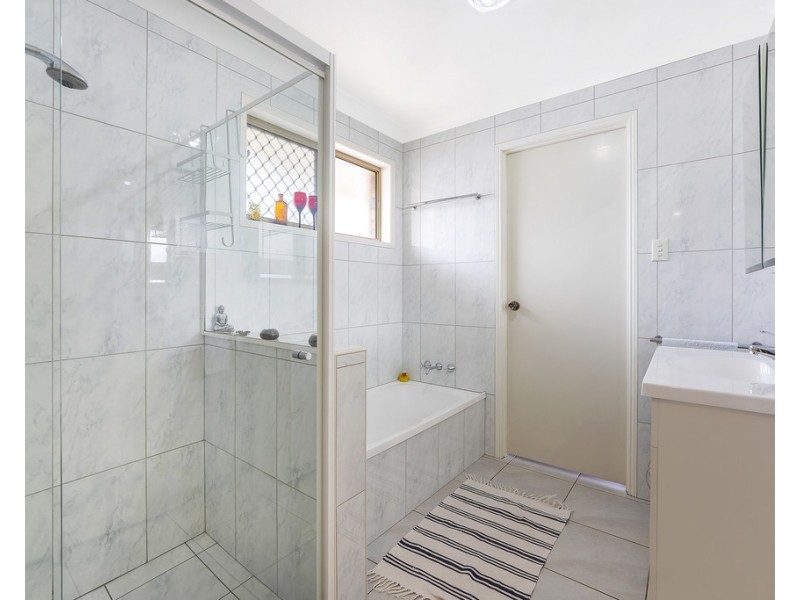 51 Hargrave St, Morayfield QLD 4506