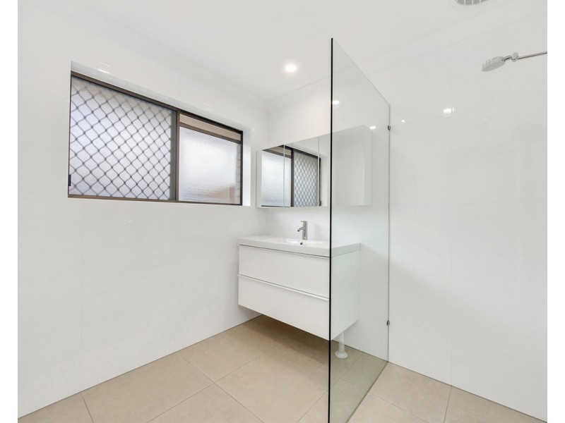 2/46 Hayes Street, Caboolture QLD 4510