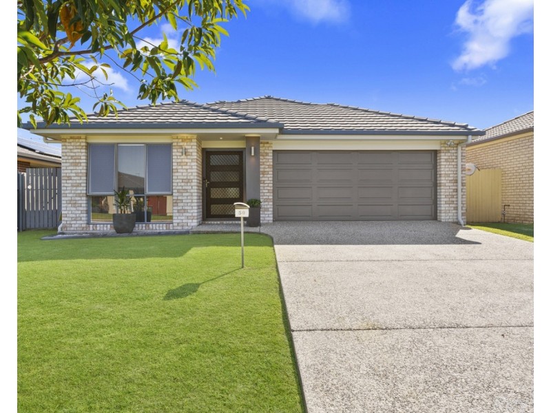 50 Parkway Crescent, Caboolture QLD 4510