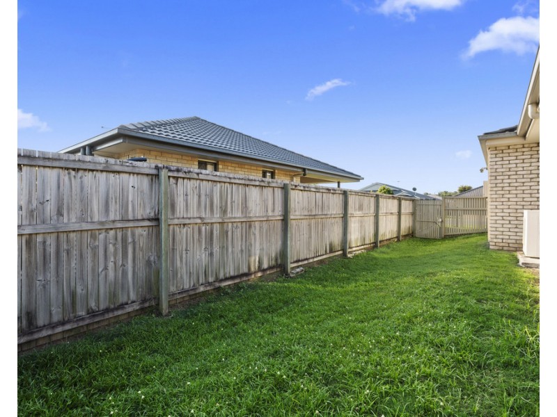 2/58 Waterfern Drive, Caboolture QLD 4510