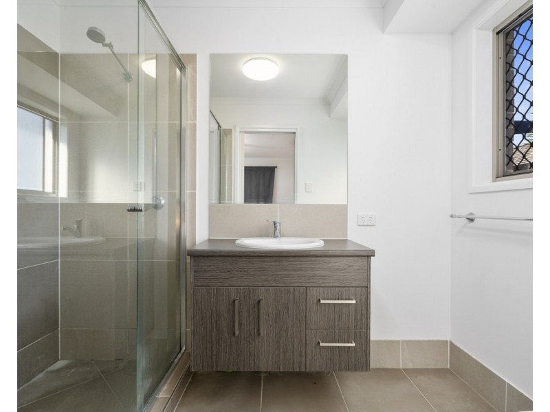 67 Parkway Crescent, Caboolture QLD 4510