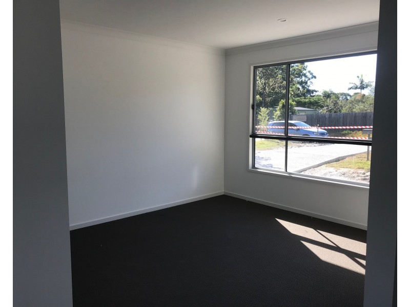 65 Hall Road, Elimbah QLD 4516