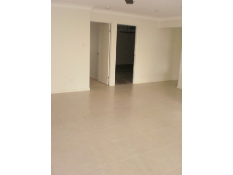 51A Sunflower Cres, Upper Caboolture QLD 4510