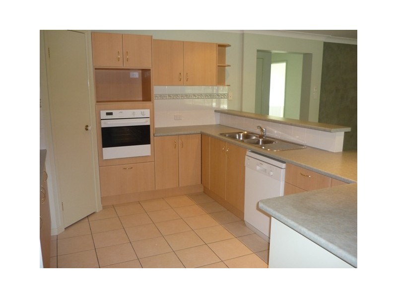 28-30 Birdwood Pl, Elimbah QLD 4516