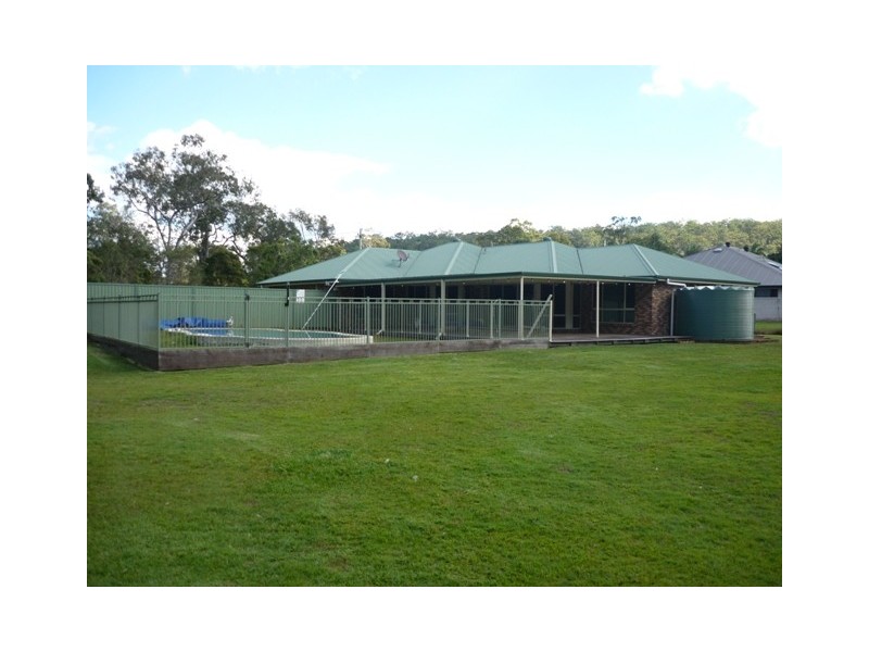 28-30 Birdwood Pl, Elimbah QLD 4516