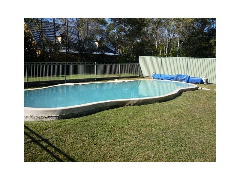 28-30 Birdwood Pl, Elimbah QLD 4516