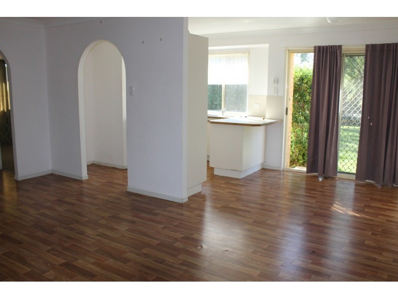 6 Toni Ct, Morayfield QLD 4506