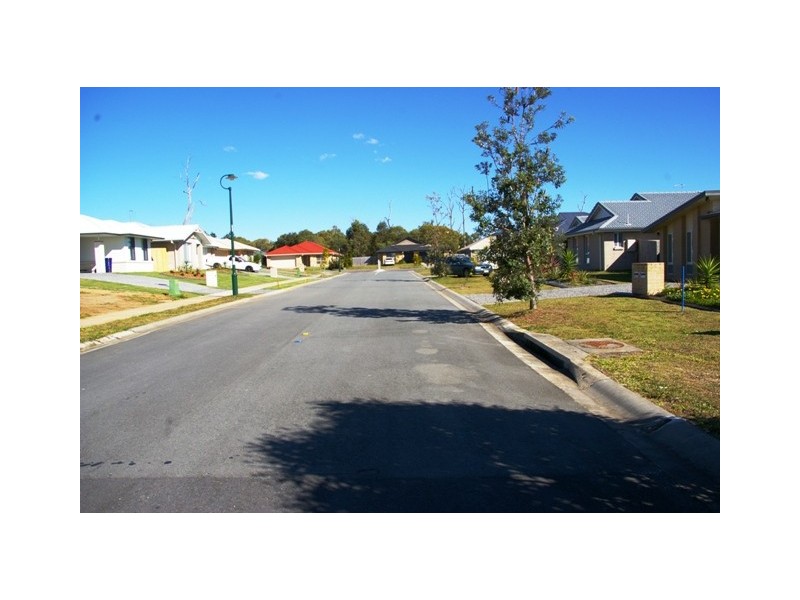 11 Hipwood St, Morayfield QLD 4506