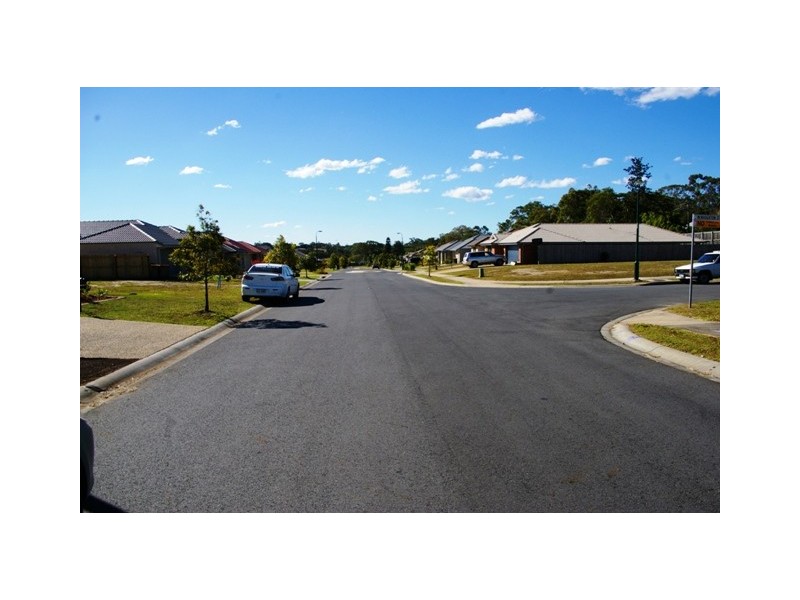 11 Hipwood St, Morayfield QLD 4506