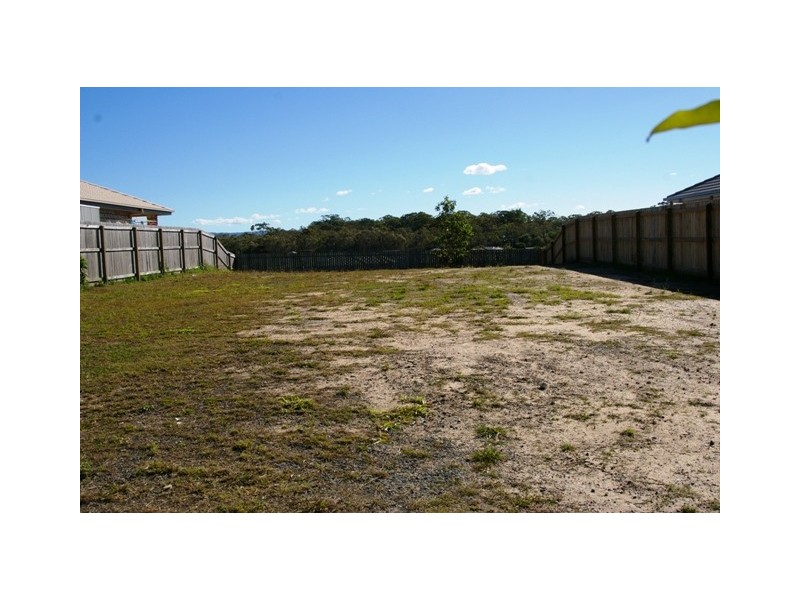 11 Hipwood St, Morayfield QLD 4506