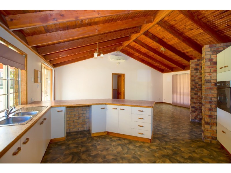 473 Oakey Flat Road, Morayfield QLD 4506