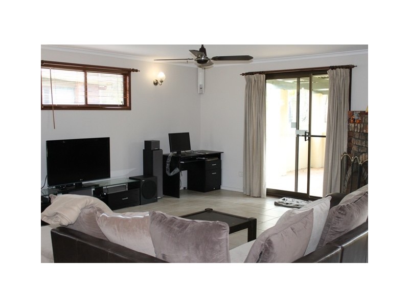 13 Lindwall St, Caboolture QLD 4510