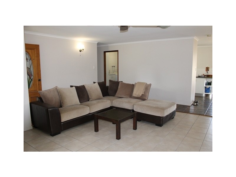 13 Lindwall St, Caboolture QLD 4510